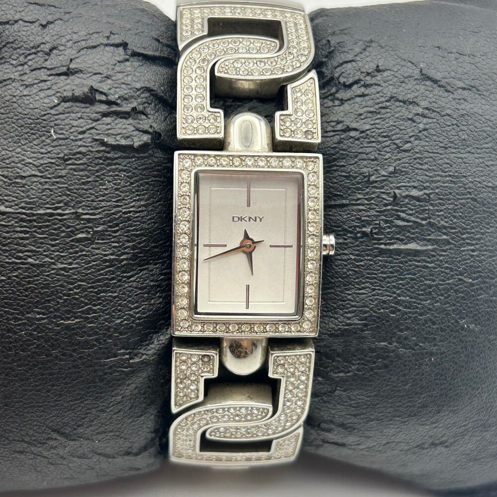 DKNY Silver-tone Encrusted Stainless Steel Band Watch Working New Battery
